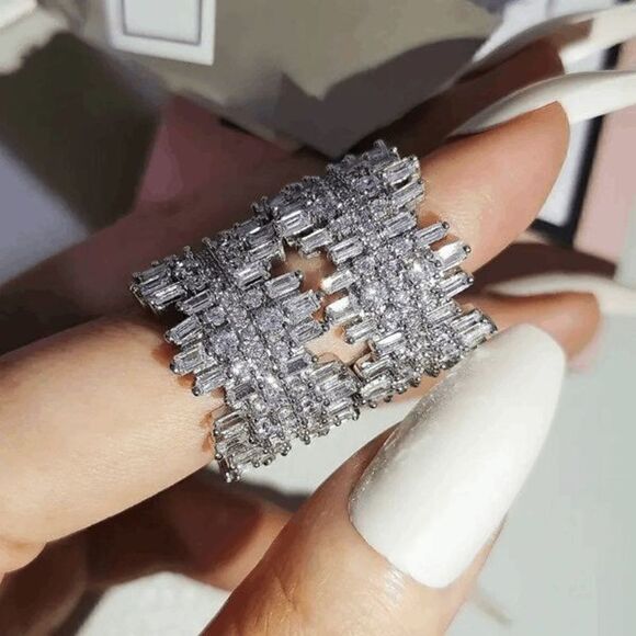 Diamond Wide Band Wedding Engagement Anniversary Ring - Picture 3 of 11